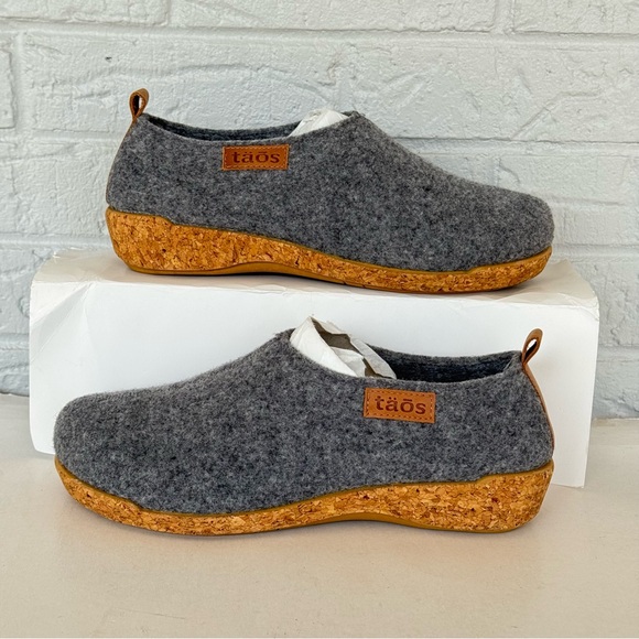 Taos Wonderwool Clogs Women's 40(9) - Picture 13 of 13